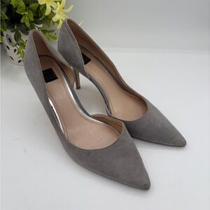 White House Black Market Gray Pumps Size 8 Pointed Toe